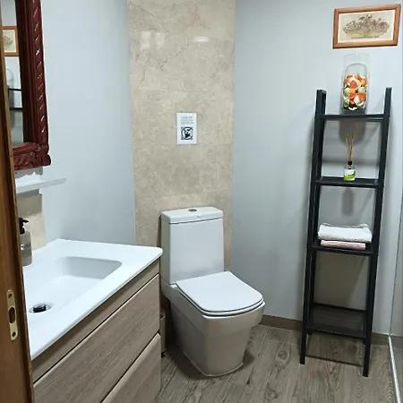 Loft In Ehemaligem Fischer Haus Appartamento Valenza